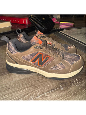 New Balance Athletic Shoes Size 8 Brown Real Tree Camo